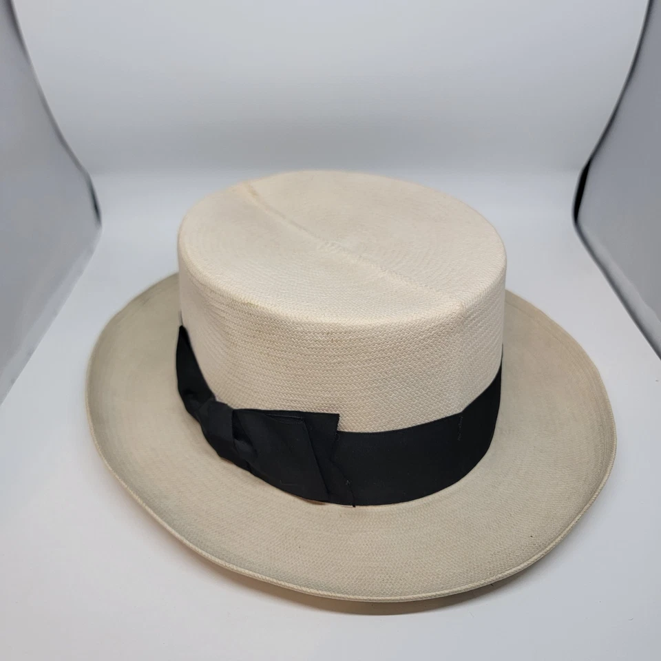 Sombrero de Panamá 1885 a 1934 Sombrereros Unidos de América Hecho en Unión, Tejido Ecuador Foto 1 de 4