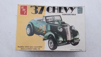 AMT 1937 Chevolet Master Deluxe Convertible, 1:25, unbuilt plastic model kit - Bild 1 von 3