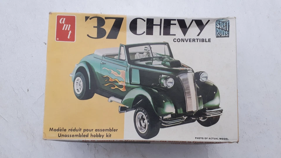 AMT 1937 Chevolet Master Deluxe Convertible, 1:25, unbuilt plastic model kit - Bild 1 von 3