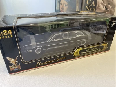 Road Signature Presidential Series 1:24 1972 Lincoln Continental Reagan Car - Immagine 1 di 4