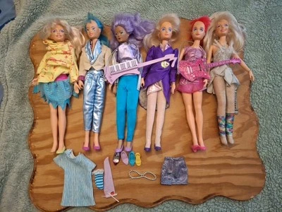 Lote de 6 bonecas da moda Jem And The Holograms com roupas Shana Kimber Jem  - Imagem 1 de 4