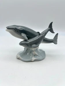 Estatuilla de Colección Otagiri Ballena Joro Madre y Becerro Nadando en una Ola Porcelana - Imagen 1 de 5
