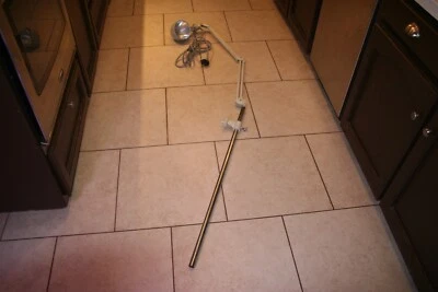 LÁMPARA ESTIMULADORA FOTOGRÁFICA INSTRUMENTOS HIERBA CON BRAZO Y BOMBILLA PARA BOMBILLA PS 22 PST2100 Foto 1 de 4