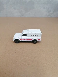 Corgi Land Rover 110 Panel Van Police Vehicle - White - Picture 1 of 6