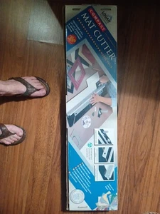 Logan 301-S Compact Classic Mat Cutter - Picture 1 of 8