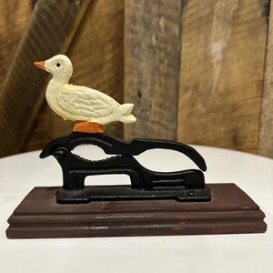 Vintage White Duck Cast Iron Nut Cracker With Wood Base Nutcracker Farmhouse - Picture 1 of 8