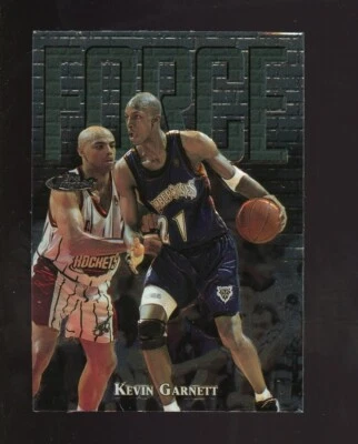 1997-98 FINEST KEVIN GARNETT #136 SILVER UNCOMMON EMBOSSED - Image 1 of 2