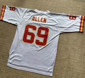 jared allen chiefs jersey