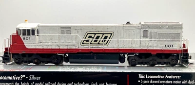 HO ATLAS 7367 MASTER SILVER U30C LOCOMOTIVE SOO LINE # 801 PHASE 2 WEATHERED - Image 1 of 2