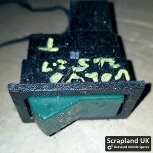 VOLVO 244 245 beheizbarer Heckscheiben-Entlüftungsschalter  - Bild 1 von 1