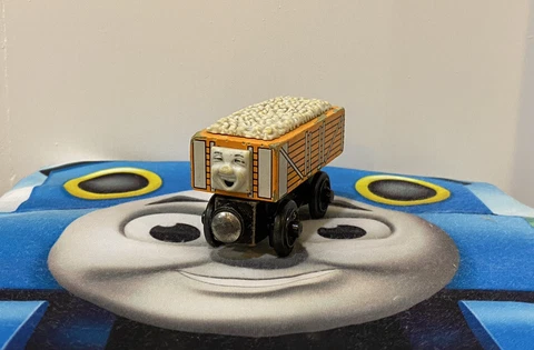 Thomas & Friends Wooden Railway Train Tank Engine ORANGE RICKETY Rare, HTF Cover