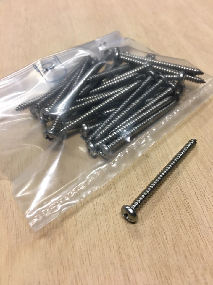 VITE ACCIAIO INOX 3,3X45 PER LEGNO PLASTICA TESTA CILINDRICA BOMBATA  PH2  30PZ - Immagine 1 di 1