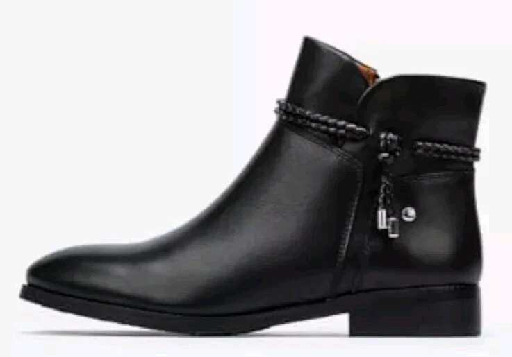 Pikolinos Royal W4D Boots Womens EU 38 US 7.5 Black Leather Ankle Zip NAW4D-8908