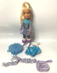 Vintage MGA Bratz - Ice Champion Vinessa Doll Accessories stand (F2) - Picture 1 of 6