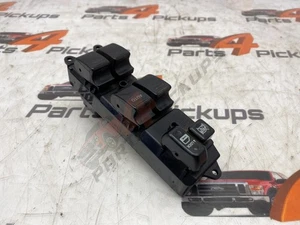 Toyota Hilux Driver side front electric window switch 2006-2015 848200K061 - Picture 1 of 9