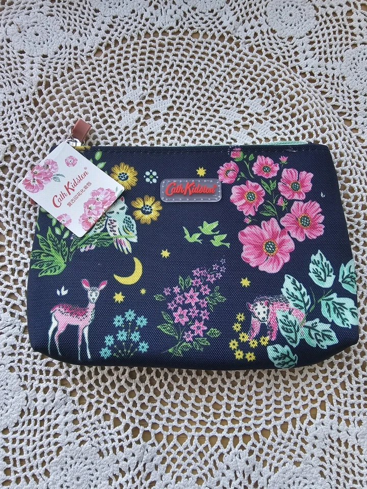 Cath Kidston 神奇 Woodland Voyage 旅行化妆包 — 第 1/4 张图片