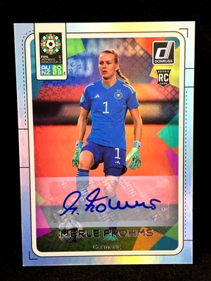 Merle Frohms 2023 Panini Donruss женский чемпионат мира по футболу СЕРЕБРЯНЫЕ БУКВЫ SP RC с автографом - Изображение 1 из 2