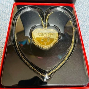 UNDERTALE Collector's Limited Edition Heart Musical Locket Music Box - Picture 1 of 3