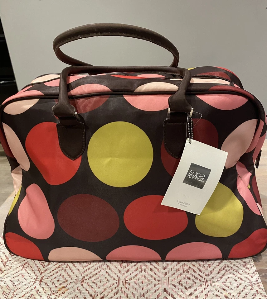 Bolso de Mano de Viaje Sonia Kashuk Juego de 3 Piezas Brn, Rojo, Rosa Círculo Bolso de Maquillaje Nuevo Foto 1 de 4