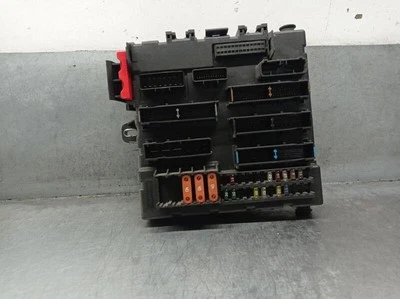 13112914 scatola porta fusibili per OPEL VECTRA C GTS (Z02) 2.2 DTI 16V 5289719 - Immagine 1 di 4