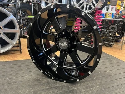 Llanta Desplazada Moto Metal MO962 20"x12 6x139.7 6x5.5 -44mm 6 tacos Silverado Ram Foto 1 de 3