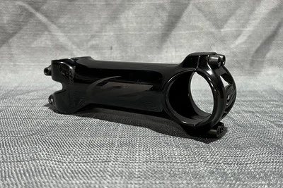 Zipp Service Course SL Stem 110mm 31.8mm Clamp +/- 6° 1 1/8" 130g Gloss Black - Image 1 of 4