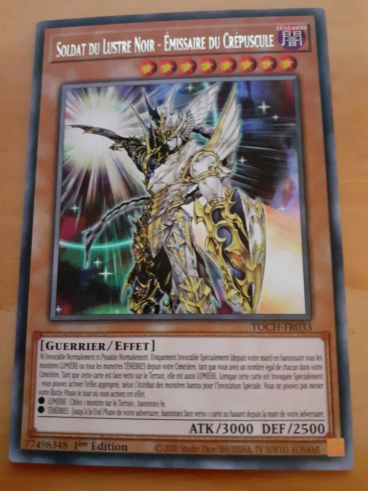 Carte Yu-Gi-Oh Soldat du Lustre Noir - Émissaire du Crépuscule (TOCH-FR033) - Photo 1/1