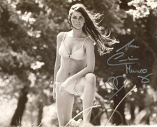 007 Bond girl Caroline Munro signed 8x10 bikini photoshoot photo 