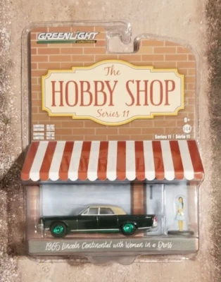 Greenlight 1965 年林肯大陆带女性礼服 1: 64 压铸汽车追逐 — 第 1/4 张图片