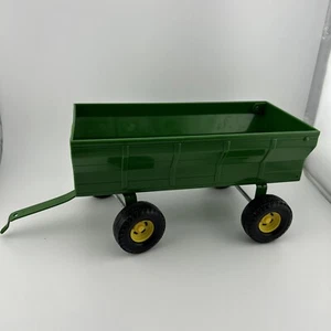 Ertl - John Deere - PULL DETRÁS VAGÓN - PLÁSTICO - EJE DELANTERO GIRATORIO 8 PULGADAS/SWIVAL - Imagen 1 de 8