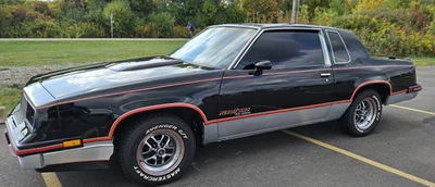 Oldsmobile Cutlass 1983  Foto 1 de 4