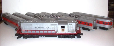 Lionel #2328 Burlington GP7 加 7 红色 StrPassenger 汽车 3 #2442,2443,2445,2446 — 第 1/4 张图片