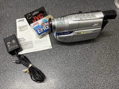 JVC GR-SXM38U Compact VHS Camcorder with Battery & Charger New Blank Tape Works - Image 1 of 4
