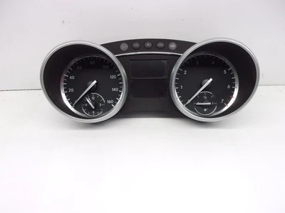 Mercedes-Benz Clase GL 2010-2012 velocímetro culata ID 1649008200 OEM Foto 1 de 4