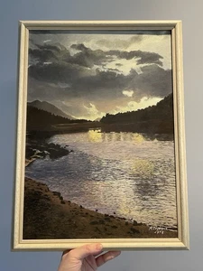 Toile Peinture À L’huile Signée R. LEGEQUE 1978 Paysage Vallée Ciel Orageux - Picture 1 of 10