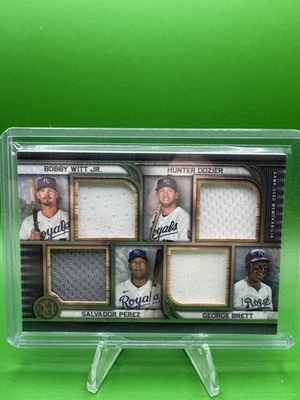 Camiseta deportiva 2023 Topps Museum Bobby Witt Pérez Dozier Brett Quad reliquia bronce/99 MLB Foto 1 de 3