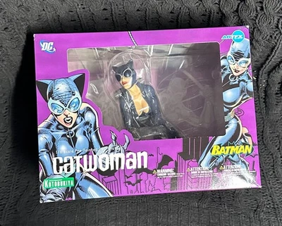 NEW IN BOX - Catwoman Kotobukiya ARTFX Vinyl PVC Statue 1:6 Scale Statue - Image 1 of 4
