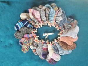 Adventskalender 24 Söckchen Handarbeit - Bild 1 von 1