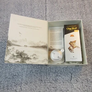 TRUNG NGUYEN Creative 8 Vietnamese Coffee Gift Set w/French Press 500g/17.6 Oz - Picture 1 of 11