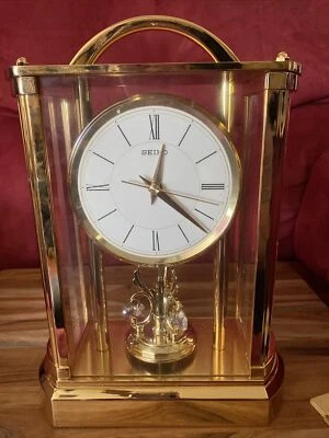 Seiko Mantle Clock Quartz Vintage New With Rotating Pendulum Japan RARE - Image 1 of 4