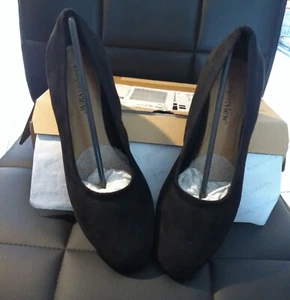 Comfortview Shoe Pump - Picture 1 of 7