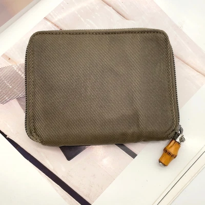 Auténtica Cartera Gucci Bambú Nylon Verde Cremallera Redonda Doble Pliegue i111331 Foto 1 de 4