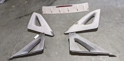 02-06 Revestimiento moldeado cuerpo cama Avalanche 1160000 Foto 1 de 4