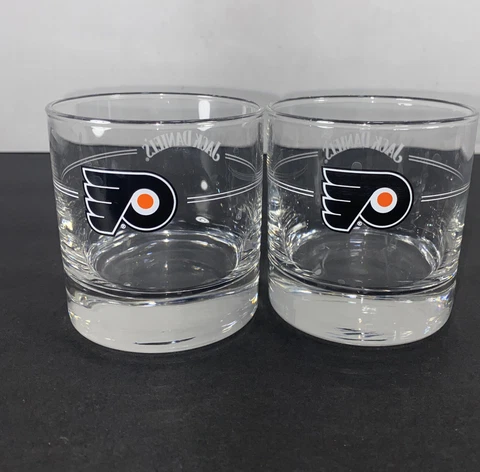 Jack Daniels Philadelphia Flyers Logo Rocks Glasses (Set Of 2) Cover
