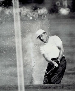 Foto de alambre 1965 golfista Julius Boros en el primer hoyo US Open Bellerive Country Club - Imagen 1 de 2