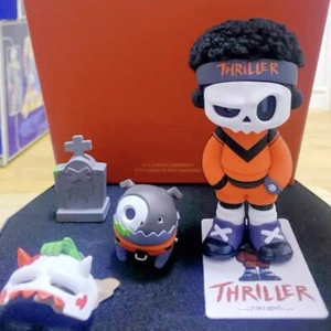 MR.BONE Thriller Edizione Limitata Figure Designer Art Toy Regalo - Foto 1 di 9