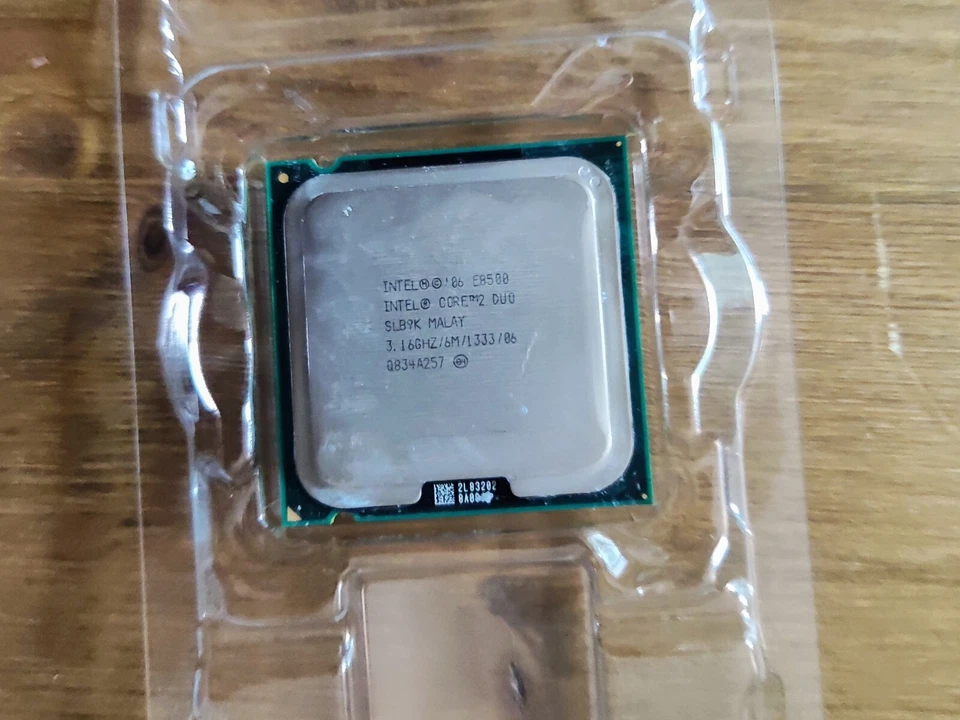 CPU Intel Core2 Duo Processor E8500 - Immagine 1 di 1