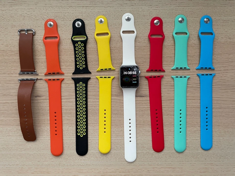 Apple Watch Serie 1 de 42mm  + 11 Correas + 2 cargadores | Pantalla rota - Imagen 1 de 4