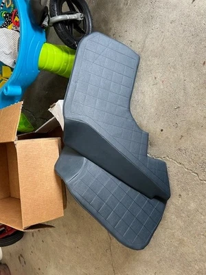 Paneles interiores de cabina trasera Austin Healey 3000 BJ8 Foto 1 de 4