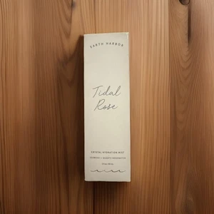 Earth Harbor Tidal Rose Crystal Hydration Mist 2 oz - Picture 1 of 3